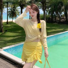 批发裙式分体泳衣女款三件套高级防晒性感黄色微胖女孩遮肉度假泡温泉