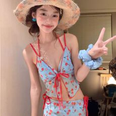 批发裙式分体泳衣女新款樱桃比基尼性感辣妹纯欲少女风小清新水上乐园