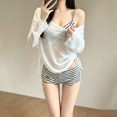 批发夏季度假风白色条纹<b class='q'>比基尼</b>女分体式防晒<b class='q'>罩衫</b>性感遮肚显瘦游泳衣女