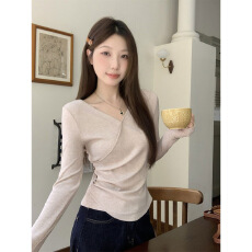 批发不规则交叉V领收腰<b class='q'>长袖</b><b class='q'>T</b><b class='q'>恤</b>女新款秋季修身上衣