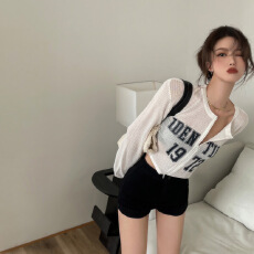 批发薄款夏季宽松短款长袖防晒罩衫上衣冰丝字母开衫外套女