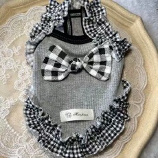 批发跨境黑白灰花边宠物<b class='q'>衣服</b> 泰迪博美狗狗猫咪比熊吊带春夏秋天<b class='q'>衣服</b>