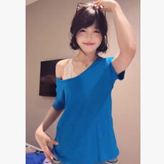 批发<b class='q'>蕾丝</b>肩带可调节，露肩<b class='q'>T</b><b class='q'>恤</b>