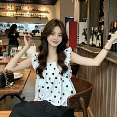 批发法式<b class='q'>甜美</b>风方领飞飞袖波点衬衫女夏2026新款减龄气质宽松别致上衣