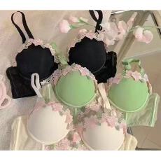 批发少女<b class='q'>日系</b>女生甜美纯欲性感<b class='q'>文胸</b>套装小胸聚拢内衣女夏季薄款无钢圈