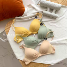 批发芥末无痕内衣女小胸聚拢<b class='q'>学生</b>高中生少女风不空杯无钢圈舒适<b class='q'>文胸</b>