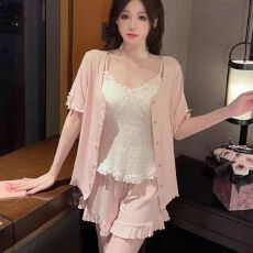 批发<b class='q'>睡衣</b>女夏季碎花<b class='q'>莫代尔</b>舒适短袖长裤三件套吊带加胸棉纯欲家居服