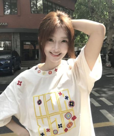 순면 240 그램 원본 자수 품질 업그레이드 여름 폭발 트렌드 패션 다용도 반팔 티셔츠 맨위 여성