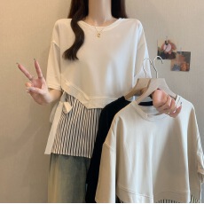 批发大码设计感条纹拼接假两件短袖t恤女夏胖MM显瘦遮肚子不规则上衣
