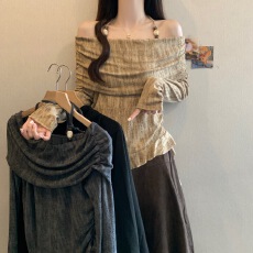 批发2026早春新款时尚复古一字肩露肩长袖褶皱上衣女不规则系带针织衫