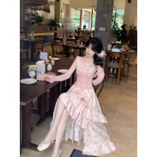 批发杨小卷 8/5 10:00 95折天丝甜美千金风珍珠<b class='q'>娃娃领</b><b class='q'>连衣裙</b>