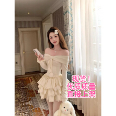 批发杨小卷 8/5 10:00 95折天丝甜美千金风珍珠<b class='q'>娃娃领</b><b class='q'>连衣裙</b>