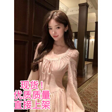 批发Acaine8/18 20:00 95折款蜜桃奶冻 温柔少女感U领长袖连衣裙