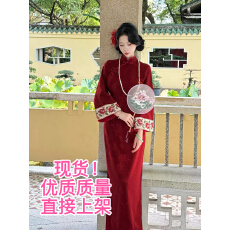 批发2025新款新中式红色团花拼接袖复古文艺显瘦<b class='q'>旗袍</b>连衣裙女