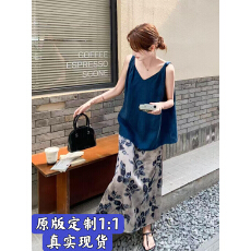 批发无袖背心印花半身裙<b class='q'>套装</b>女2025夏季爆款巨好看减龄气质穿搭一整套