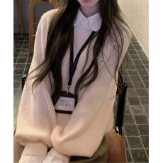 批发韩系<b class='q'>学院风</b>拼接<b class='q'>衬衫</b>领灰色假两件毛衣女秋冬高级感慵懒风针织上衣