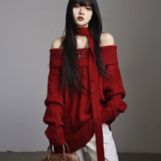呆毛慵懒红色一字肩挂脖麻花毛衣女秋冬圣诞氛围感软糯针织衫上衣