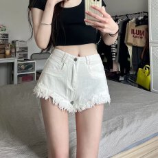 批发美式辣妹牛仔短裤女夏季设计感小众<b class='q'>修身</b>性感高腰a字毛边热裤