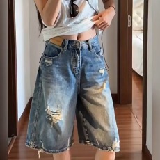 批发夏季浅蓝色<b class='q'>高腰</b><b class='q'>牛仔</b><b class='q'>短裤</b>女欧货复古破洞直筒宽松休闲五分裤子