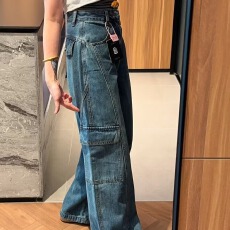 批发美式复古水洗大口袋设计感弯刀牛仔裤男女春秋新款宽松<b class='q'>情侣</b><b class='q'>长裤</b>潮