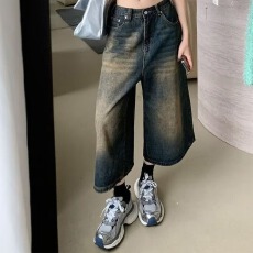 批发新款阔腿分牛仔裤韩版宽松显瘦直筒水洗牛仔中裤<b class='q'>男</b>女短裤