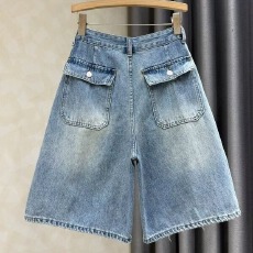 批发夏季浅蓝色<b class='q'>高腰</b><b class='q'>牛仔</b><b class='q'>短裤</b>女欧货复古破洞直筒宽松休闲五分裤子