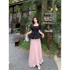 批发实拍~大码女装夏季方领黑色花苞收腰显瘦短袖温柔风A字半裙套装