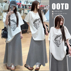 批发新款韩系慵懒风卡通印花宽松填写搭半身裙两件套