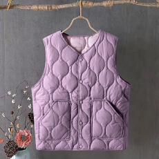 批发时尚<b class='q'>马甲</b>秋冬妈妈保暖宽松轻薄大码无袖坎肩<b class='q'>中老年</b>新款外套背心