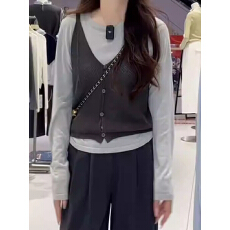 批发针织马甲背心叠穿长袖T恤<b class='q'>套装</b>女早秋新款慵懒风上衣吊带两件套潮