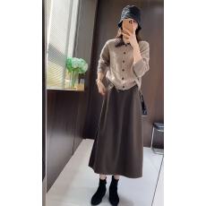 批发抖音爆款设计感拼色小个子毛衣加半裙套装