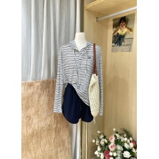 批发<b class='q'>百搭</b>显瘦休闲上衣设计宽松外穿长袖连帽T➕休闲运动短裤套装
