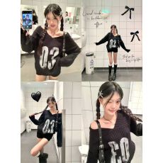 批发美式复古辣妹黑色露肩V领<b class='q'>毛衣</b>女秋冬2026新款宽松慵懒风针织外套