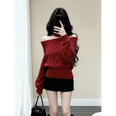 批发圣诞新年红色一字肩套头<b class='q'>毛衣</b>女秋冬新款修身显瘦辣妹针织衫短上衣
