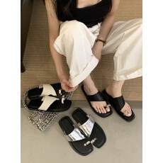 批发百搭<b class='q'>女鞋</b><b class='q'>实拍</b>一字拖水钻套趾凉拖沙滩时尚休闲舒适韩版女夏外穿