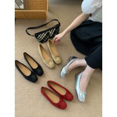 批发2025新款春季韩版芭蕾舞鞋女平底蝴蝶结浅口单鞋仙女方头拼接瓢鞋