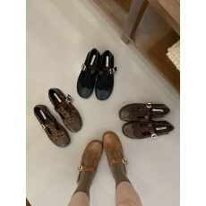 批发2025新款<b class='q'>复古</b>风平底小皮鞋女圆头T字扣带软底单鞋一脚蹬玛丽珍鞋