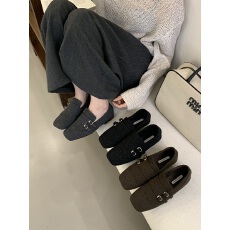 批发<b class='q'>复古</b>英伦风乐福鞋女2025秋冬新款显瘦方头绑带加绒保暖休闲单鞋女