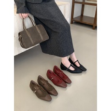 2025年新款复古方头玛丽珍鞋女英伦风布洛克雕花一字带内单鞋