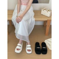 韩版厚底增高拖鞋女外穿百搭金属装饰一字拖小个子凉拖鞋