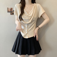 批发实拍设计感荡领短袖T恤女夏季新款韩系单排纽扣收腰显瘦大码上衣