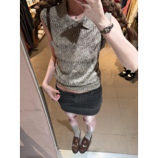 批发法式复古灰色翻领无袖背心马甲女2026<b class='q'>夏</b>季新款高级感针织马夹上衣