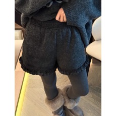 批发实 货 秋<b class='q'>冬</b>季新款木耳花边灰色毛呢短裤女百搭显瘦休闲a字靴裤