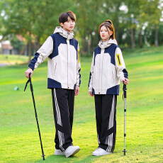 批发实拍-冲锋衣秋<b class='q'>冬</b>季初高中运动外套小学生班服套装