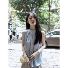 批发高质量法式<b class='q'>甜美</b>背心女装新款夏季小众气质挂脖吊带宽松衬衫