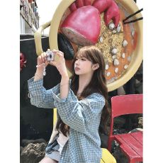 批发韩版复古蓝色<b class='q'>格子</b><b class='q'>衬衫女</b>春秋慵懒风宽松开衫格纹衬衣外套