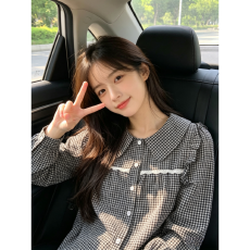 批发法式温柔风格子<b class='q'>衬衫</b>长袖女秋季蕾丝边叠穿<b class='q'>衬衣</b>百搭宽松<b class='q'>娃娃领</b>上衣