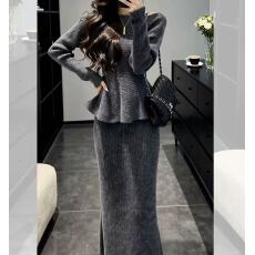 批发<b class='q'>冬</b>季贵气清冷感御姐穿搭高级感盐系轻熟小众不撞款灰色针织套装裙