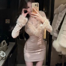 批发法式V领毛领蕾丝长袖连衣裙女秋冬内搭性感辣妹修身打底<b class='q'>包臀</b>短裙