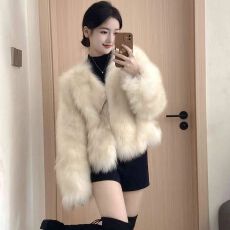 批发仿狐狸毛毛环保<b class='q'>皮草</b><b class='q'>外套</b>女2026新款小个子短裤毛毛<b class='q'>外套</b>一整套秋冬